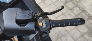 Kymco AK 550 ABS Maxi Scooter