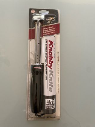 Knobby Knife - Herramienta para cortar neumáticos