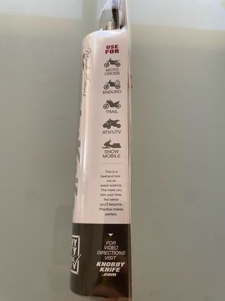 Knobby Knife - Herramienta para cortar neumáticos