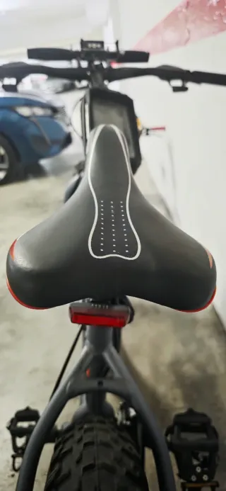 Bicicleta Moma Fat Bike Gris y Roja