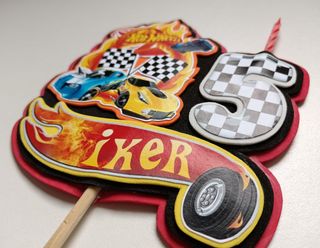 Corona y vela Hot Wheels