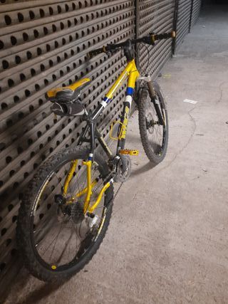 Bicicleta de Montaña Conor Amarilla