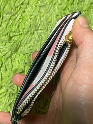 Cartera Victoria's Secret Rosa con Llavero