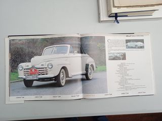 Libro sobre vehículos históricos de Galicia