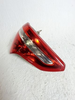 PILOTO TRASERO DERECHO CITROEN C4 BERLINA (3)