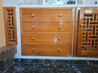 Cajonera de madera empotrable