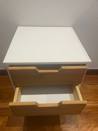 Mesita de noche madera