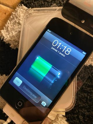 iPod Touch 4 32GB Negro Caja Colección Estreno