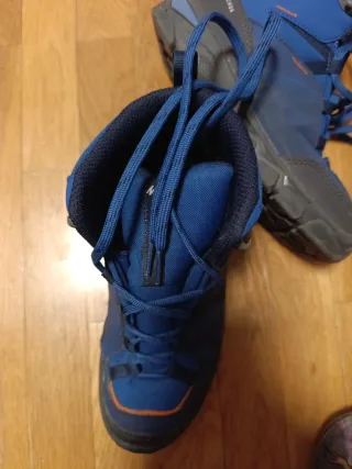 Botas Quechua MH120 MID WTP Talla 35