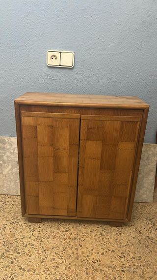 Mueble de madera