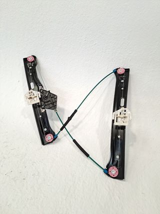 ELEVALUNAS DELANTERO DERECHO BMW 1 (F20) (2)