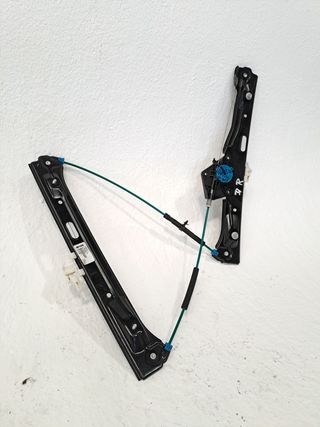 ELEVALUNAS DELANTERO DERECHO BMW 1 (F20) (2)