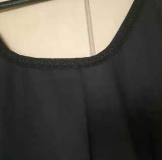 Capa negra mujer hecha a mano