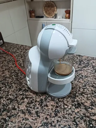 Cafetera Dolce Gusto Automática