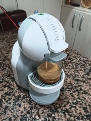 Cafetera Dolce Gusto Automática
