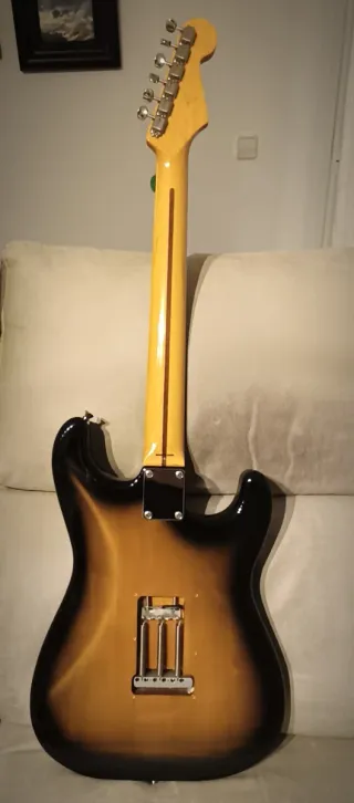 Fender Stratocaster '57 Japan (zurda)