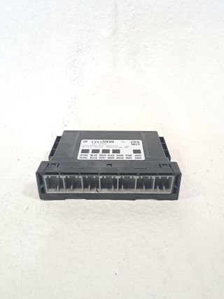 MODULO ELECTRONICO OPEL CORSA E (3)