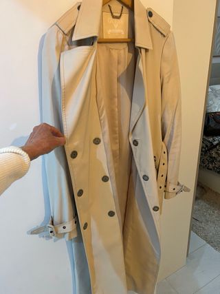 Gabardina Guess Beige Mujer