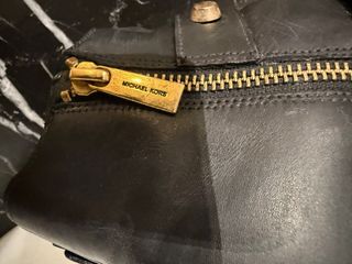 Botines Michael Kors Tachuelas Negro y Dorado