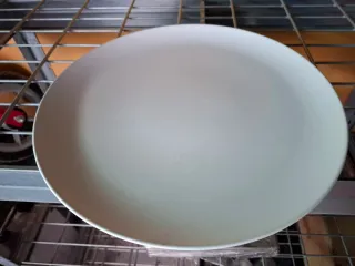 Bol de cerámica negro y gris