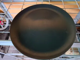 Bol de cerámica negro y gris