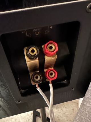 Altavoces KEF Q60 Negro