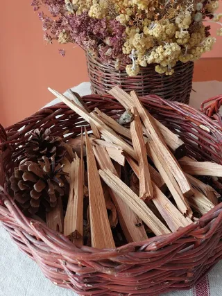 ASTILLAS RESINOSAS PARA ENCENDIDO RÁPIDO (TEAS)