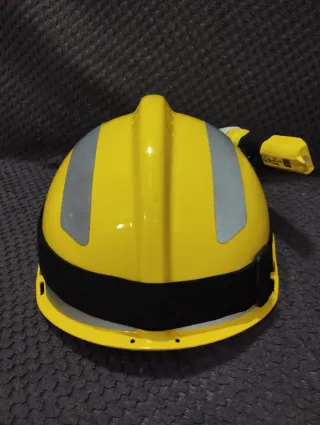 Casco MSA F2 Xtrem,linterna Adalit L5 y gafas