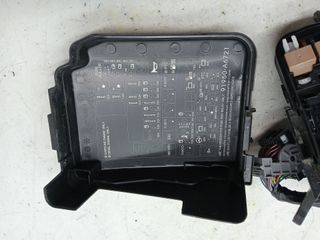 CAJA RELES / FUSIBLES HYUNDAI I30 (GD) (6)