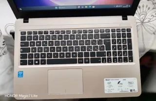 PC Portatile Asus Intel i3 Windows 11