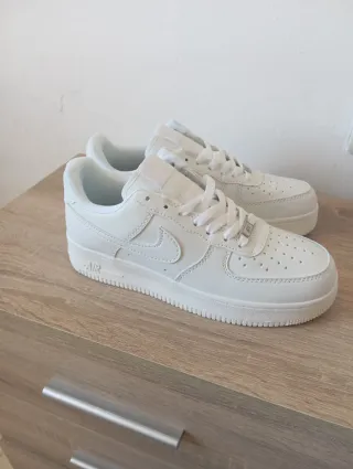 Nike Air Force 1 Blancas