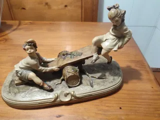 Figura de porcelana de rosas