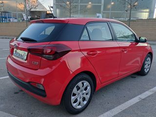 HYUNDAI i20 1.2 MPI ESSENCE LE – 2018 – 60.400 km