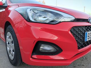 HYUNDAI i20 1.2 MPI ESSENCE LE – 2018 – 60.400 km
