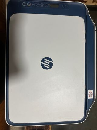 Impresora HP Blanca y Azul