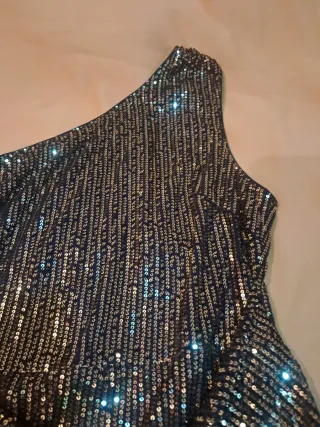 Vestido fiesta lentejuelas negro y dorado