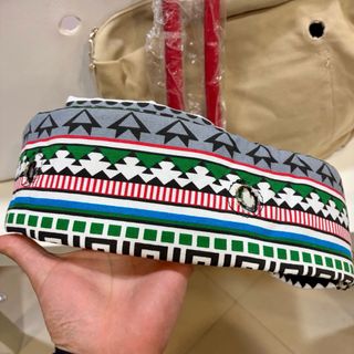 Bolso de goma, Nuevo!! con todos los accesorios!!