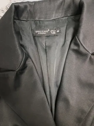 Giacca elegante nera in raso