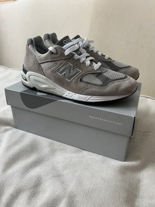 New Balance 990 V2 Talla 44 Gris
