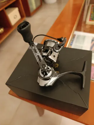 Carrete Egi 2500 8 rodamientos Nuevo