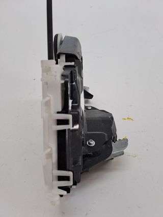 CERRADURA PUERTA DELANTERA IZQUIERDA TOYOTA YARIS (4)