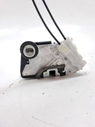 CERRADURA PUERTA DELANTERA IZQUIERDA TOYOTA YARIS (5)