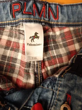 Pantalones vaqueros en perfecto estado