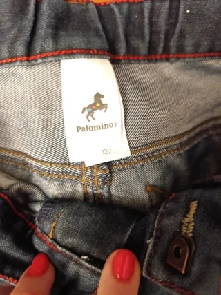 Pantalones vaqueros en perfecto estado