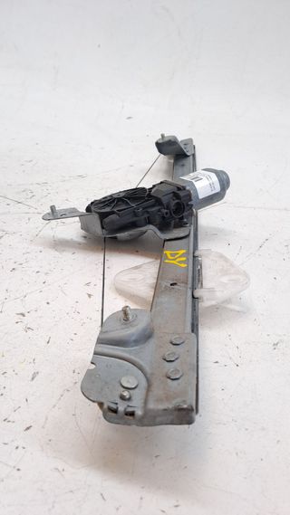 ELEVALUNAS DELANTERO DERECHO DACIA LOGAN