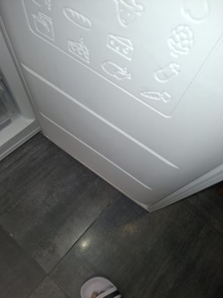 Nevera Indesit en buen estado