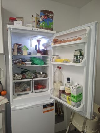 Nevera Indesit en buen estado