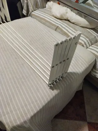 Tendedero de pared extensible