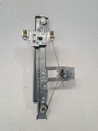 ELEVALUNAS TRASERO DERECHO FORD KA+ (2)