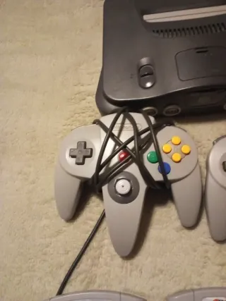 Nintendo 64 Consola + 2 Mandos y 3 Juegos